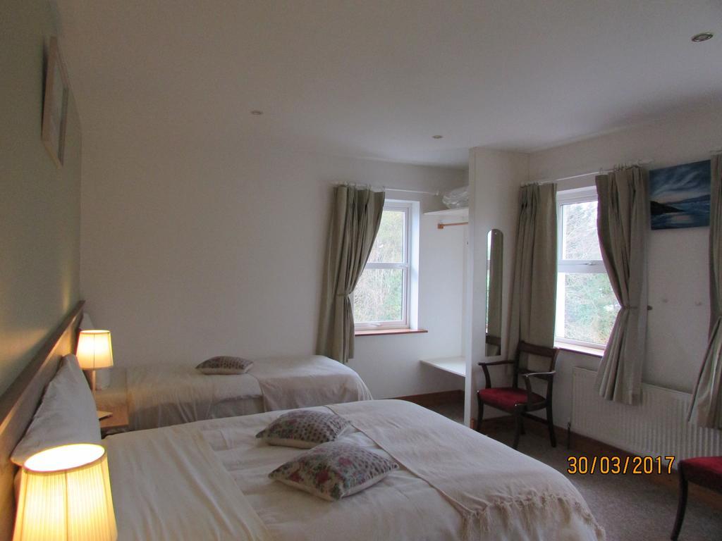 Watersedge Seaviews Hotel Kenmare Ngoại thất bức ảnh